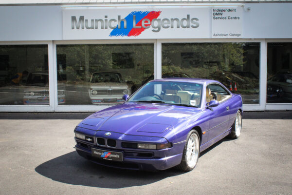 BMW E31 840Ci Sport individual velvet blue metallic