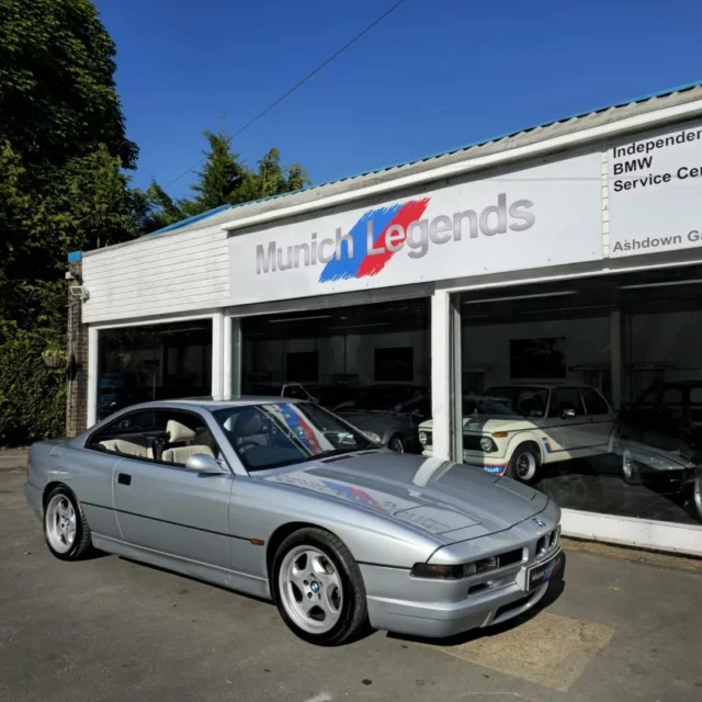 Now that is handsome...

#comingsoon #850csi #8series #popuplights #pillarlesscoupe #v12 #bmwv12 #classicbmw #classiccars